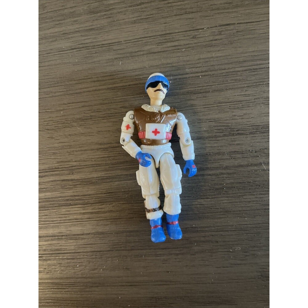 Vintage corps action figure GI Joe lanard army action medic health nurse